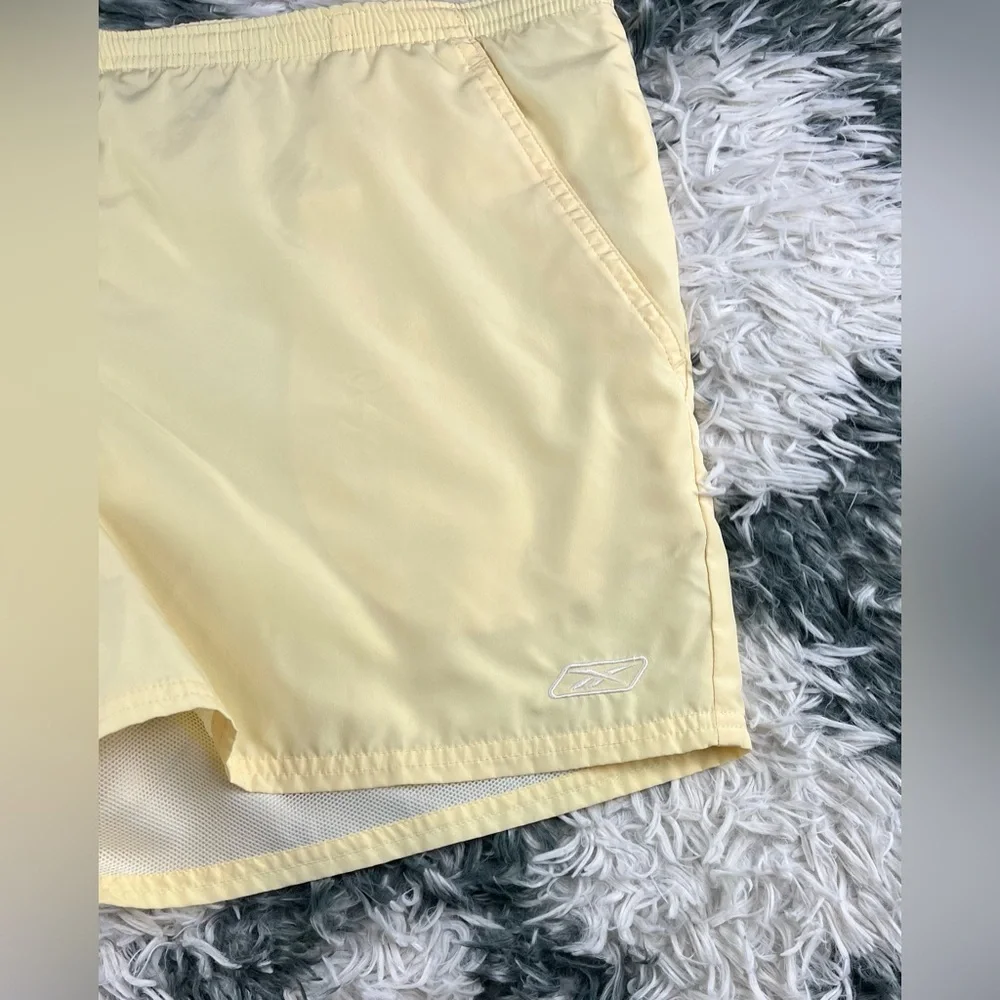 Vintage Reebok Men's Yellow Swim Trunks Size Large